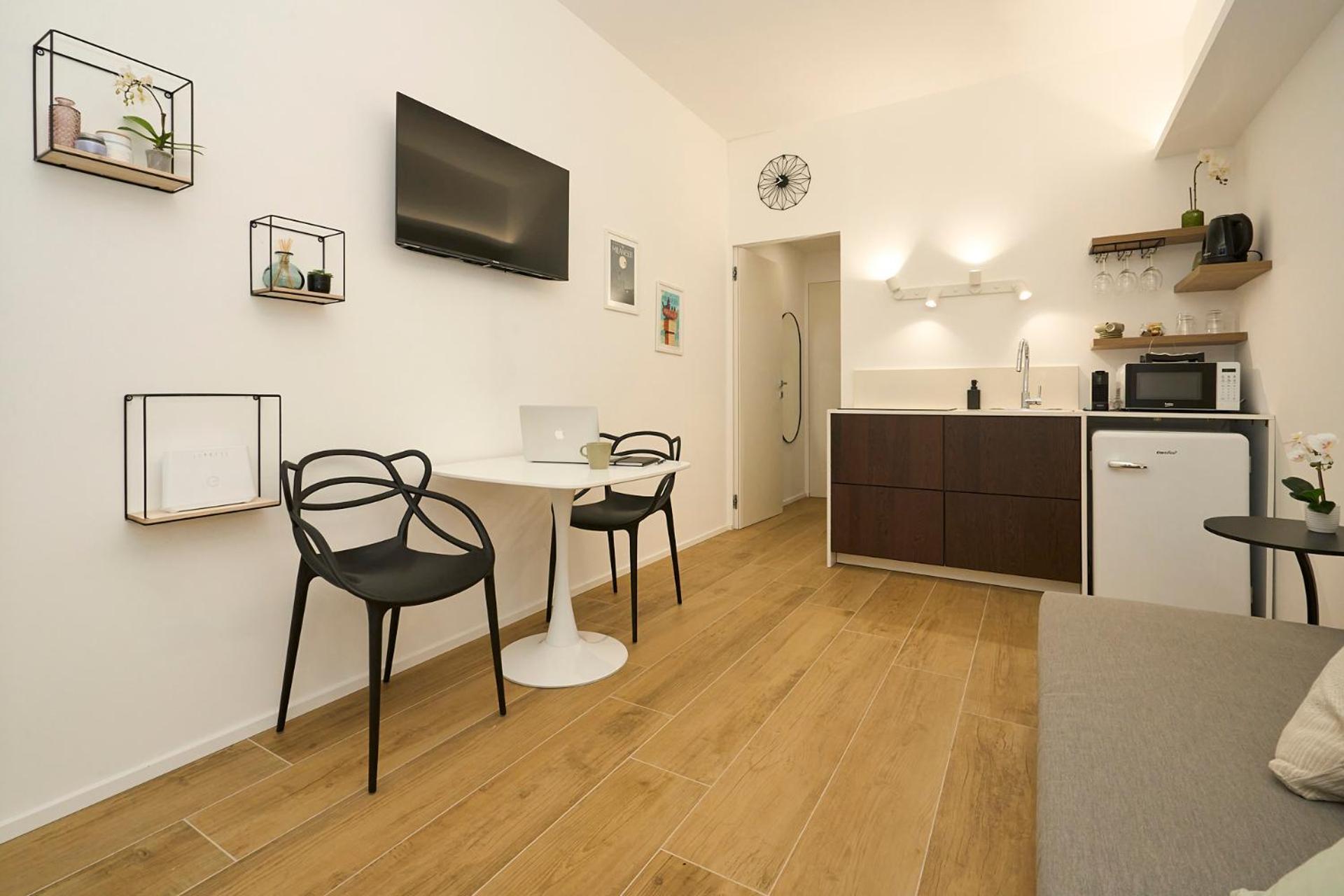 Apartamento Duomo 10 Min - Cozy With Netflix & Wifi Milán Exterior foto